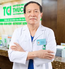 Phó giáo sư, Tiến Sĩ, Bác sĩ CK II Nguyễn Văn Quýnh