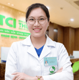 Bác sĩ Chuyên khoa II Lê Quỳnh Giang