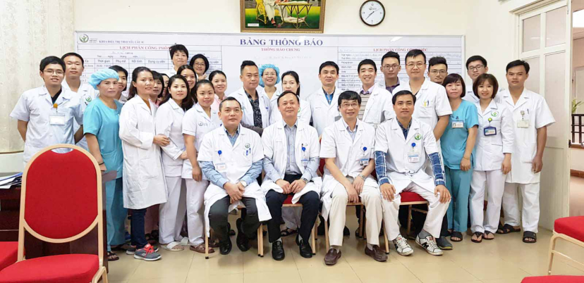 Đi khám tại Khoa Điều trị theo yêu cầu 1C Bệnh viện Việt Đức