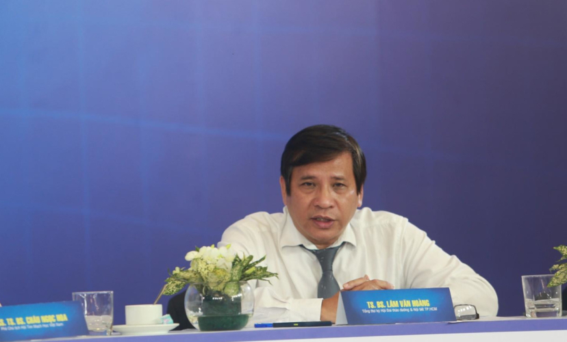 TS.BS Lâm Văn Hoàng - Trưởng khoa Nội tiết Bệnh viện Chợ Rẫy