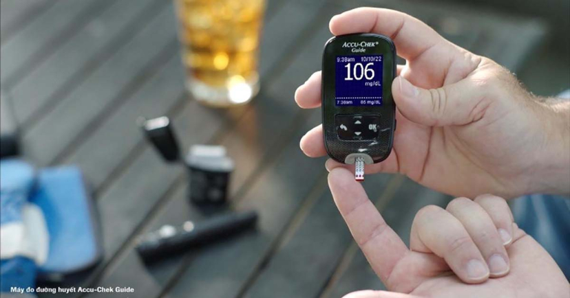 Người bệnh tiểu đường cần đo đường huyết thường xuyên