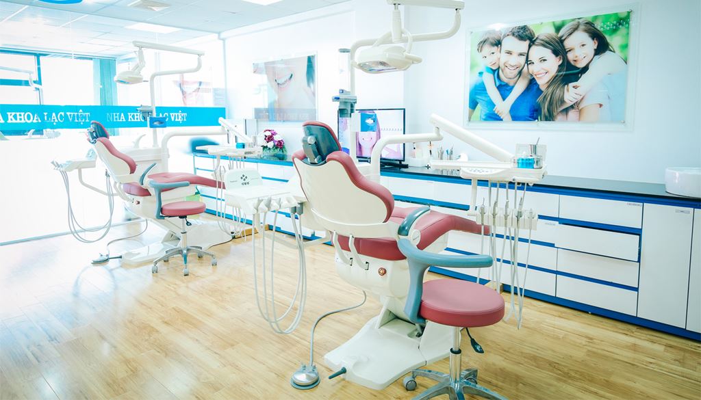 Phòng khám và điều trị răng tại Nha khoa Lạc Việt - Ảnh: Nha khoa Lạc Việt