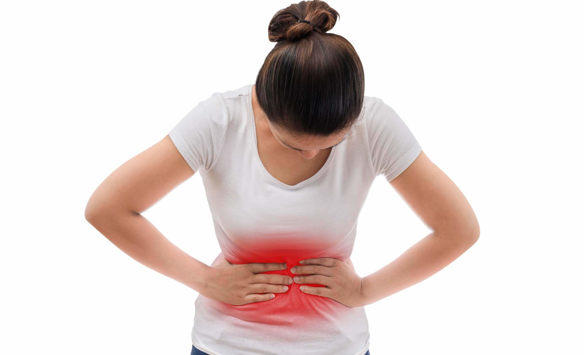 Đau bụng là một trong những triệu chứng phổ biến của bệnh tiêu hóa 